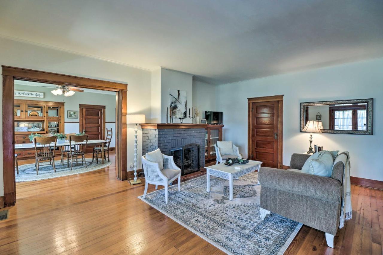 Historic Mountain Home Haven With Large Yard! Extérieur photo