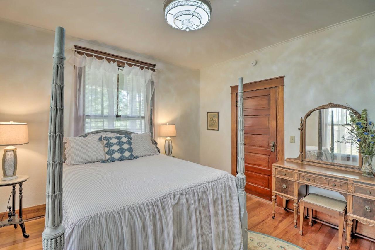 Historic Mountain Home Haven With Large Yard! Extérieur photo
